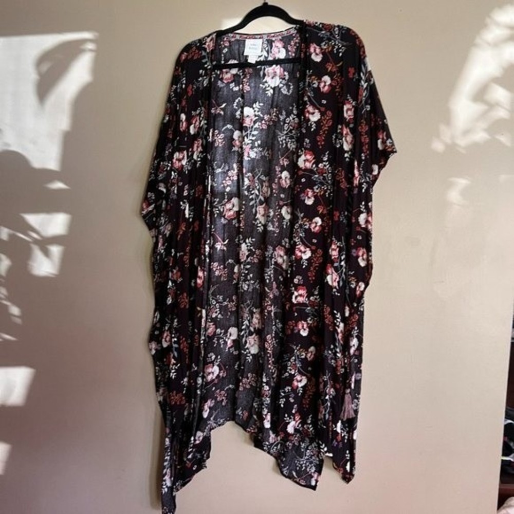 Knox Rose Black Floral Kimono